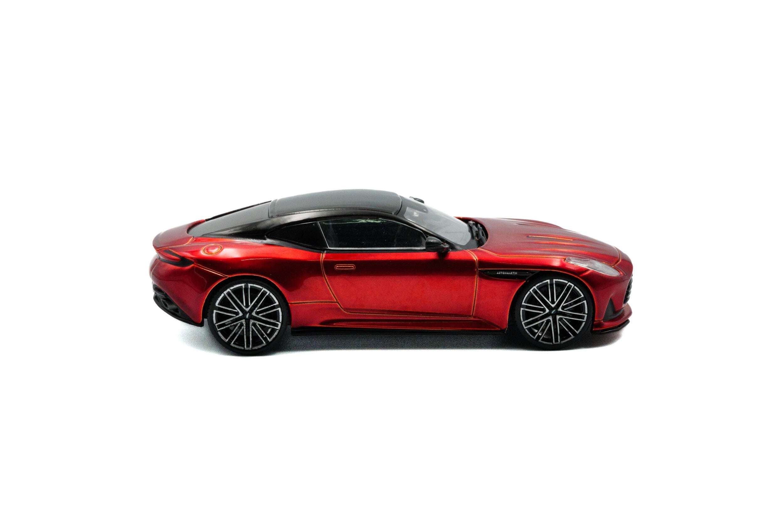 Aston Martin DB12 2023 Hyper Red 1:43 Scale Solido Diecast Model
