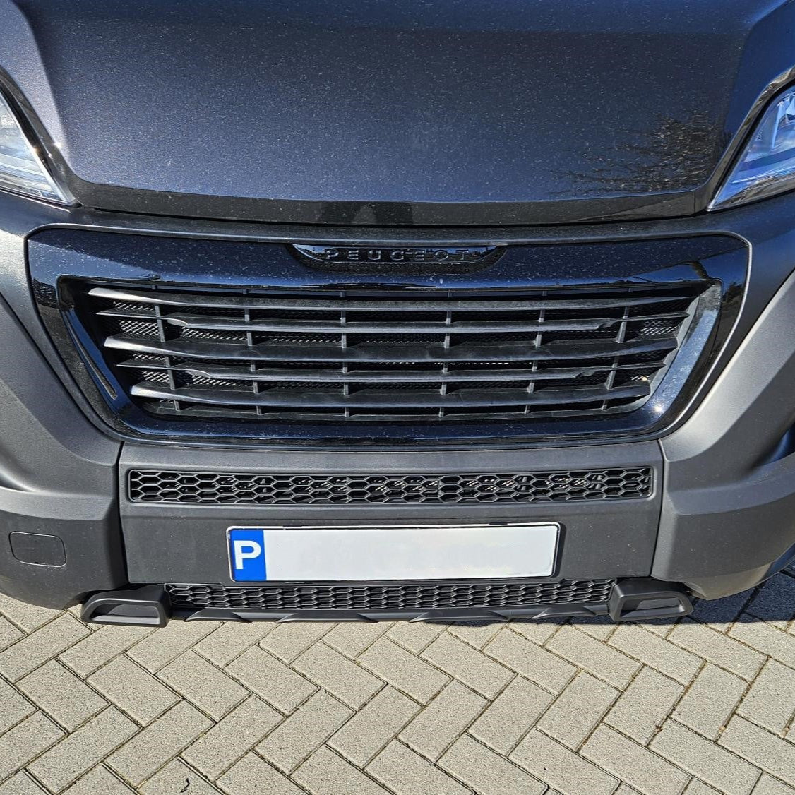 For Fiat Ducato Bumper Honeycomb - Matte Black, No Parking Sensors Version | Front Styling Upgrade