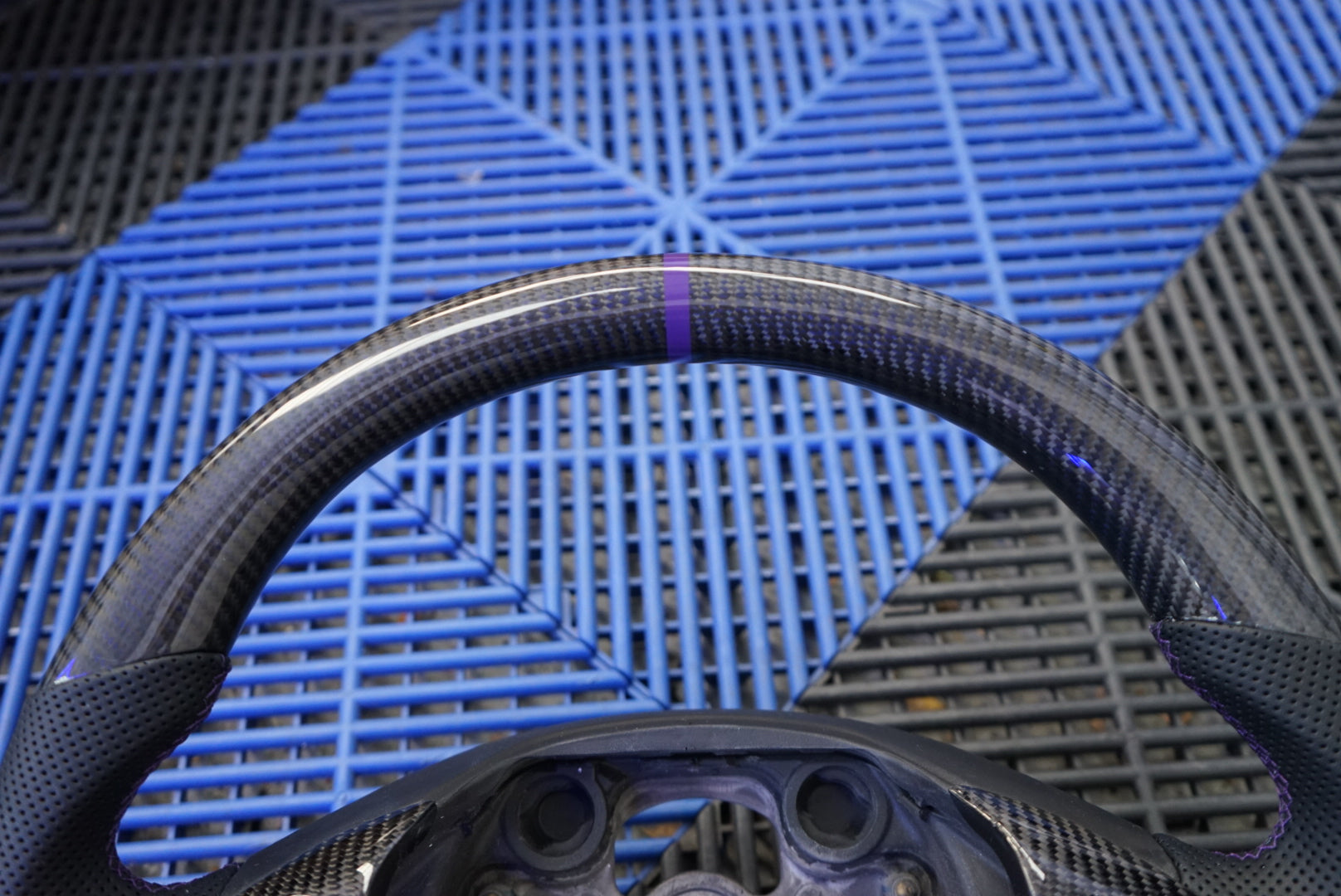 Ford Fiesta MK7 / MK7.5 Carbon Fibre Steering Wheel - SWFIESTA1