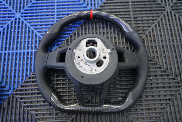 Audi TT MK3 Carbon Fibre Steering Wheel - SWAUTT1