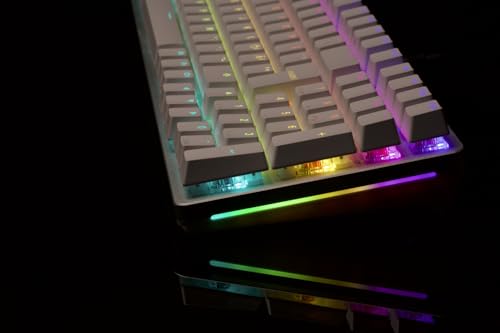 Glorious Gaming GMMK 2 Full Size (96%) - Mechanical Gaming Keyboard, Aluminium Frame, Customisable, Doubleshot Caps, Fox Switches, Per Key RGB, Full NKRO, English UK QWERTY Layout - Pink