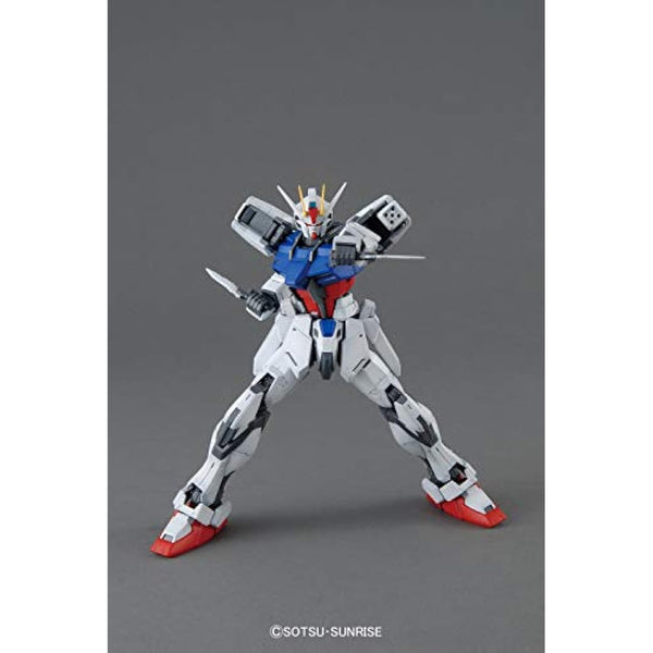 Gundam - Model Kit - MG 1/100 - Aile Strike Gundam - 18 CM