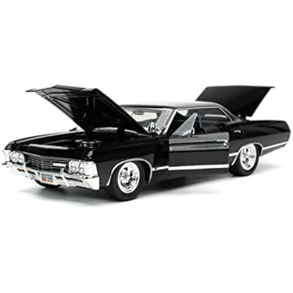 Jada 32250 Supernatural 1967 Impala SS Sport Sedan With Dean Winchester Figure 1:24 Scale Diecast Model Car