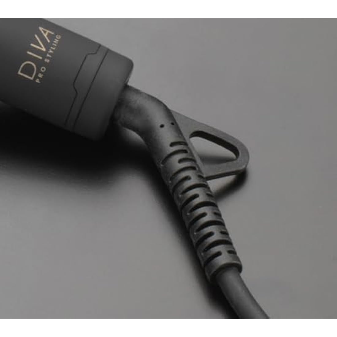 Diva Professional Styling 40mm Radiant Shine Ionic Thermal Heated Brush SUK434