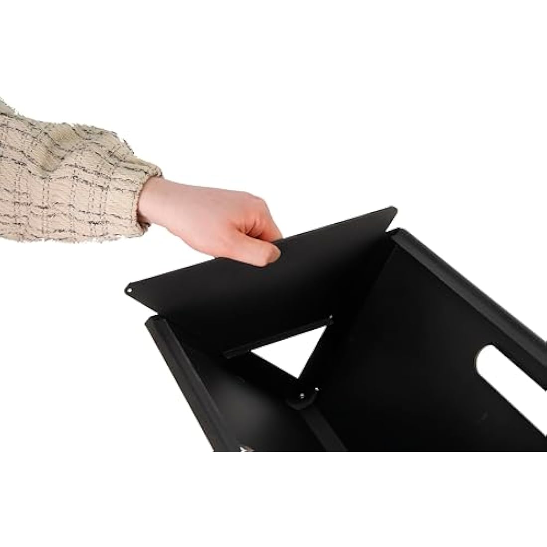 Direct Designs - Notebook Folding Grill - Portable Picnic BBQ with Chrome Plated Cooking Grid (Black)