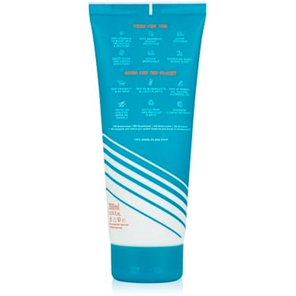 NEW LAYER Sunscreen | SPF 30 | Pro Vitamin D | Fast absorbing | Long lasting | Free of microplastic | Reef-friendly | Free of oxybenzone & octocrylene | Water resistant (200ml)