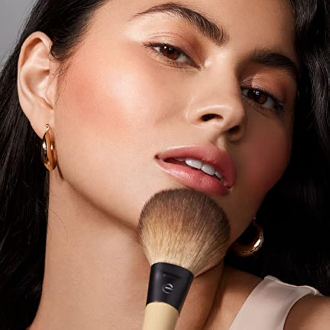 EcoTools Core Five Makeup Brush and Sponge Kit, For Eyeshadow, Blush, Bronzer, Eyeliner, & Foundation, Makeup Blending Sponge For Liquid & Cream Products, Vegan & Eco-Friendly Kit, 5 Piece Set