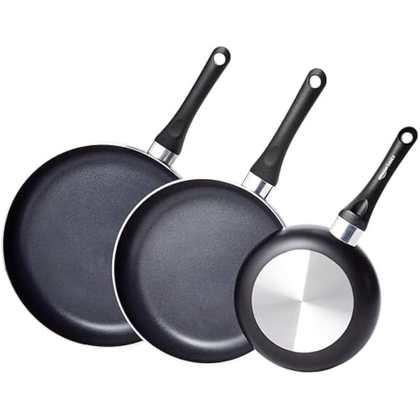 Amazon Basics 3-Piece Non-Stick Frying Pan Set, 20 cm, 25 cm, and 30 cm, Variety Pack, Black