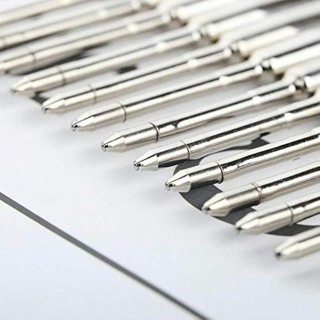 20 x Parker Pen Refills Black Ink, 9.9cm Long Black Jotter Refill Compatible with Parker Ballpoint Pens, Medium Size 0.7 Nib (20)