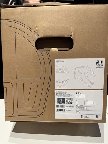 AGV - Helmet K1 S E2206, Full-face Motorbike Helmet, ECE, for Men, Racing Style with Spoiler, Air Intakes and Scratch Resistant Visor, 190° Field of View, with Intercom Ready, Black