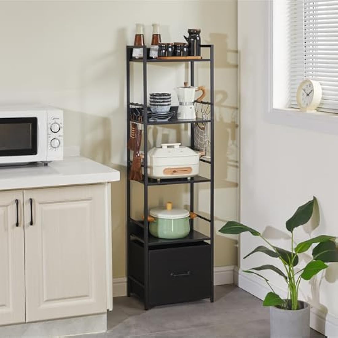 Aibiju Ladder Shelf，5 Tier Bookshelf with Fabric Cloth Drawer, Industrial Ladder Shelf,Steel Frame, Tall Narrow Bookcase with Shelves for Bedroom, Living Room, Black YD-BC001B