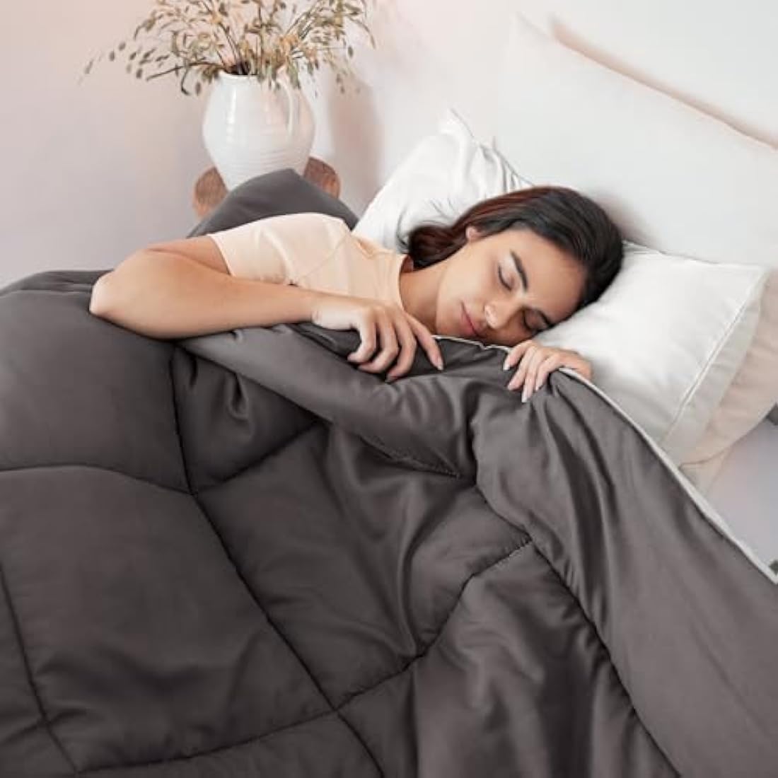 Exclusivo Mezcla 7.5 Tog King Size Duvet All Seasons, Ultra Soft Reversible Coverless Duvet, Lightweight Down Alternative Comforter, 230x220 cm Grey