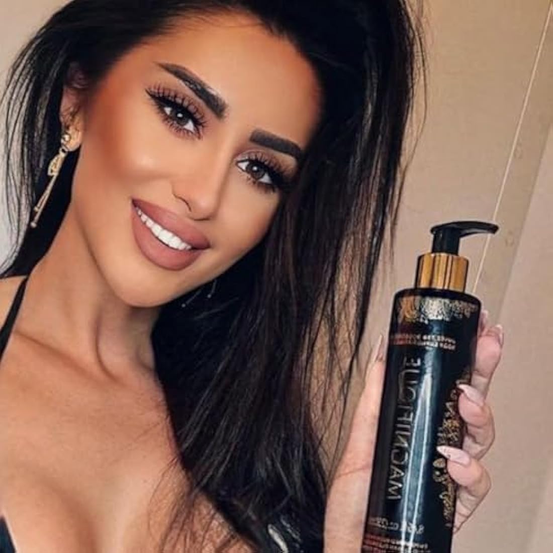 Onyx Magnifique Sunbed Cream | Luxury Body Tanning Accelerator & Bronzer | Achieve Smooth, Even Results | Hydrating Lotion for Indoor & Outdoor Tanning | Radiant, Golden Glow with Deep Tan Results