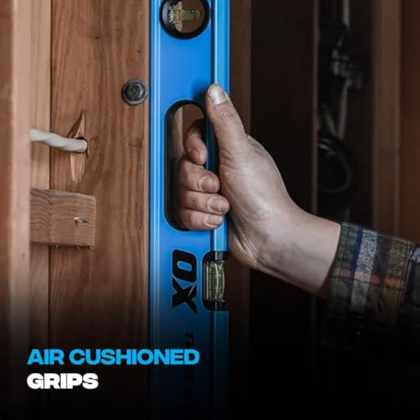 OX Trade Box Spirit Level - 900mm / 36", Lightweight, High-Accuracy Magnified Vials, Shock-Absorbing Removable End Caps, Ergonomic Cushioned Grips, OX-T024209