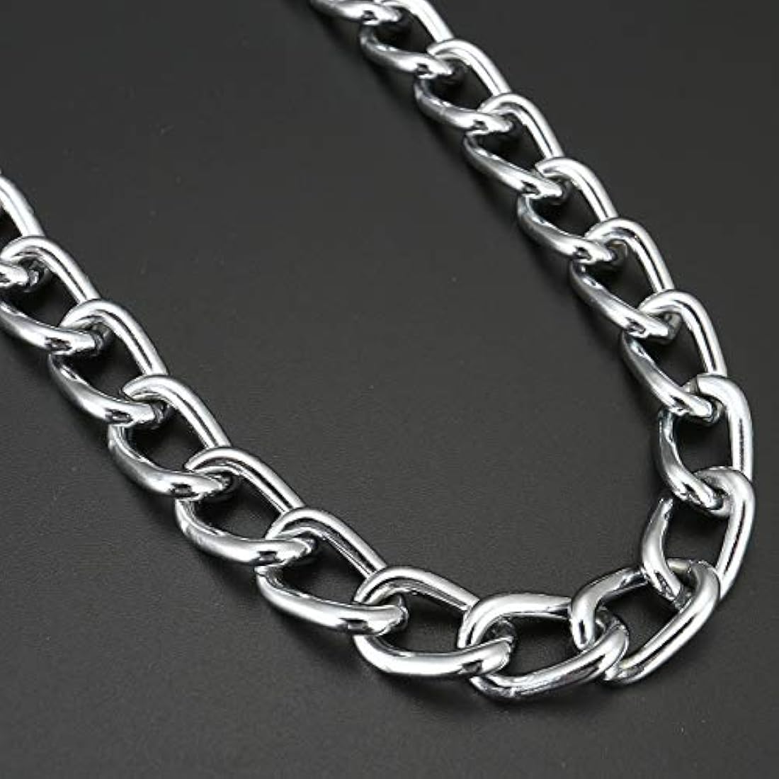 Filhome Metal Dog Leash Chew Proof Dog Chain Leash 4FT, 6FT Heavy Duty Sturdy Pet Dog Leash with Padded Handle for Large Medium Dogs 180cm/3mm-Black