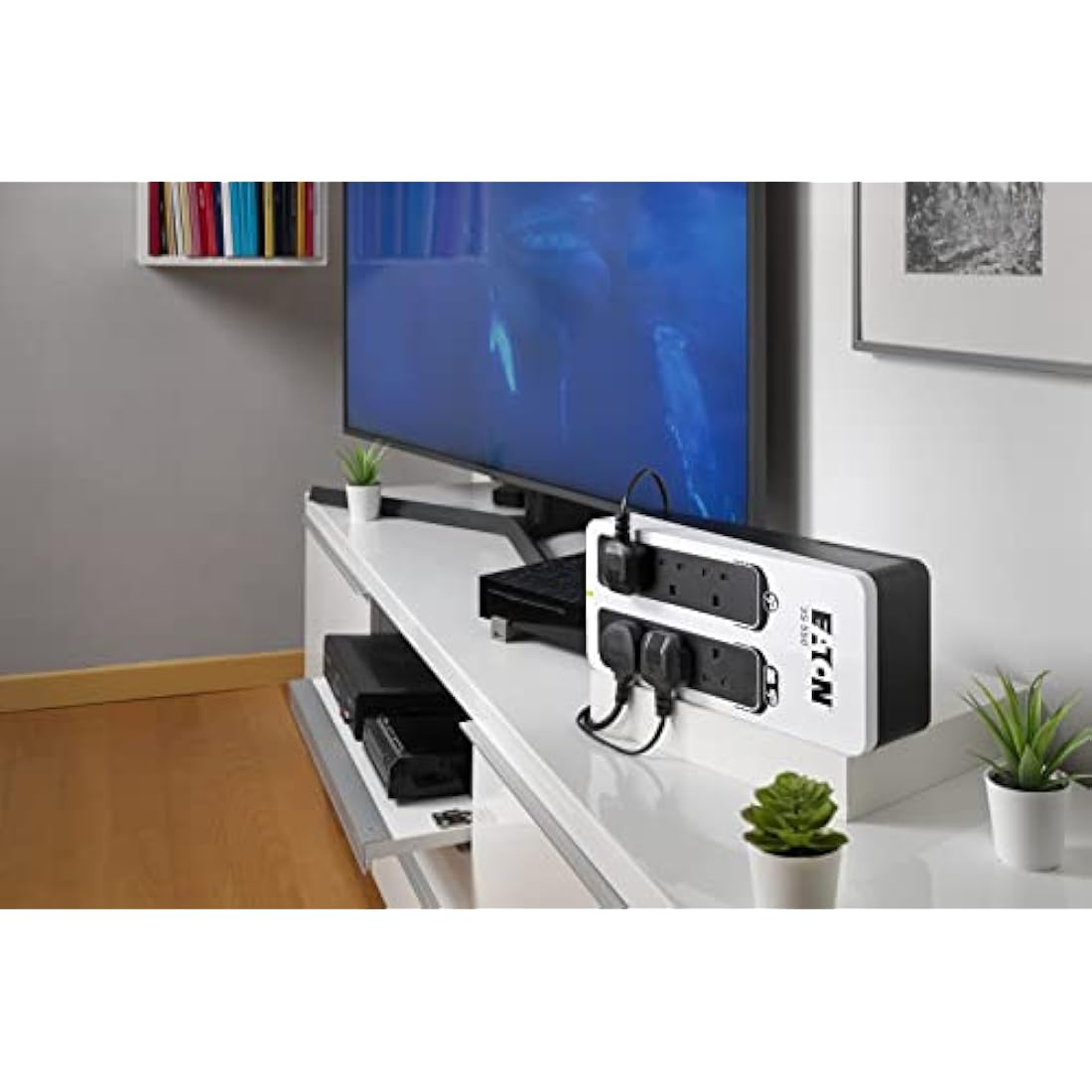 Eaton 3S 550B UPS - Off Line Uninterruptible Power Supply - 3S550B - 550VA (6 BS outlets, USB, Quiet, Shutdown software) - USB Interface (cable included) - Black&White