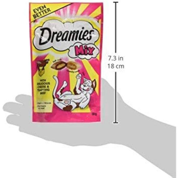 Dreamies Cat Treats, Tasty Snacks with Delicious Cheese and Tempting Beef, 8 Pouches of 60 g