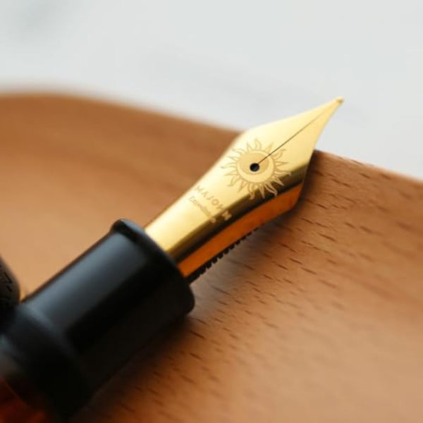 erofa Majohn P139 NO.8 Fine Nib Piston Fountain Pen with Box, Brass Piston System Large Capacity Writing Pen, Black Yellow