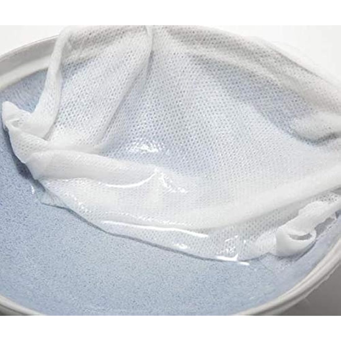 GLOYY Soft Compressed Towels Biodegradable Mini Coin Tissues Includes FREE Carrying Dispenser, Portable for Home Beauty Backpacking Camping Outdoor Accessories(500 Count) (8.8”x9.5”)