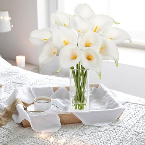Hollyone 12 pcs Artificial Calla Lilies with Glass Vase Realistic Fake Flowers, Real Touch White Faux Flowers in Vase for Home, Living Room, Wedding, Centerpiece, Office, Party Decorations