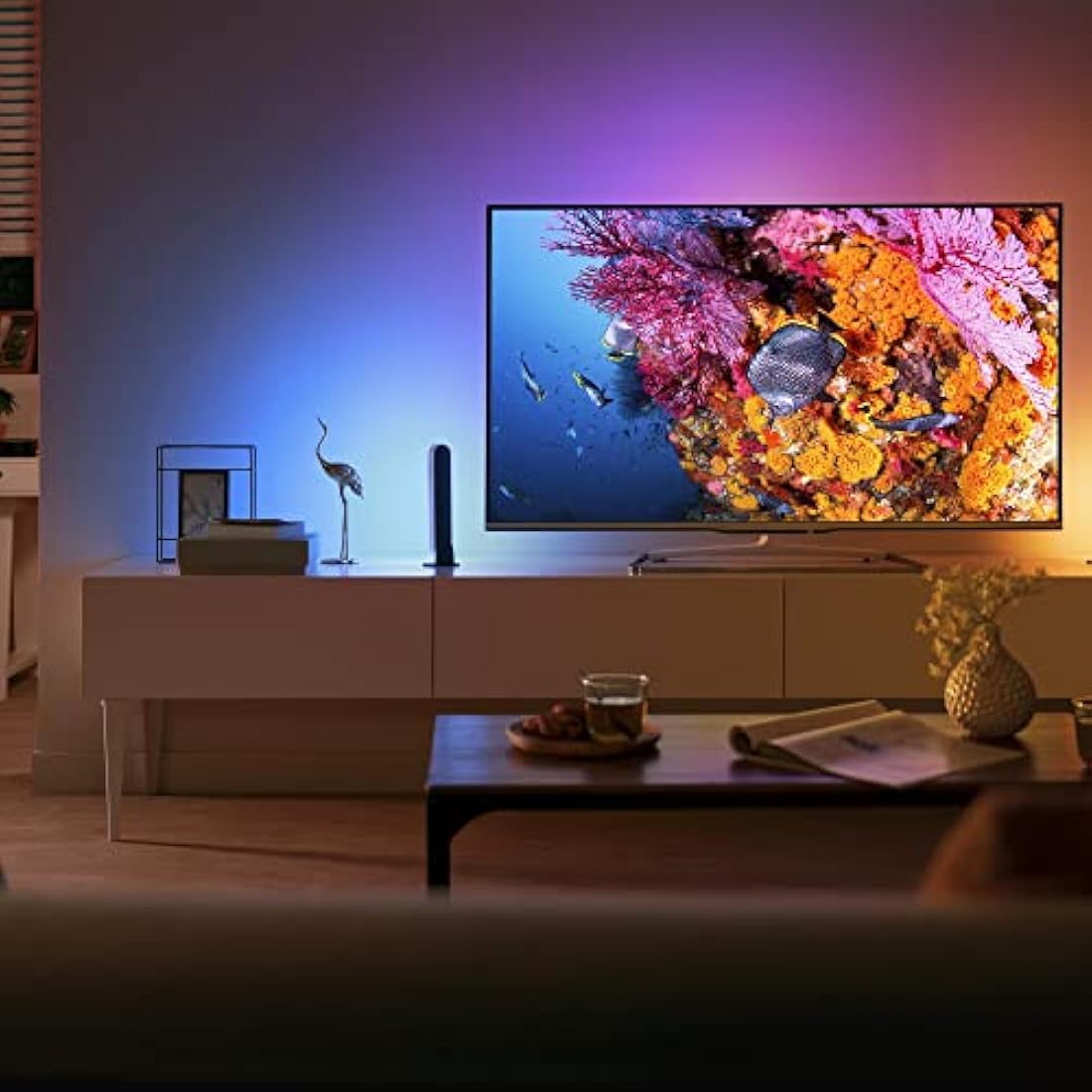 Philips Hue Play White and Colour Ambiance Smart Light Bar Single Pack Base Unit, Entertainment Lighting for TV and Gaming (Works with Alexa, Google Assistant and Apple HomeKit), White