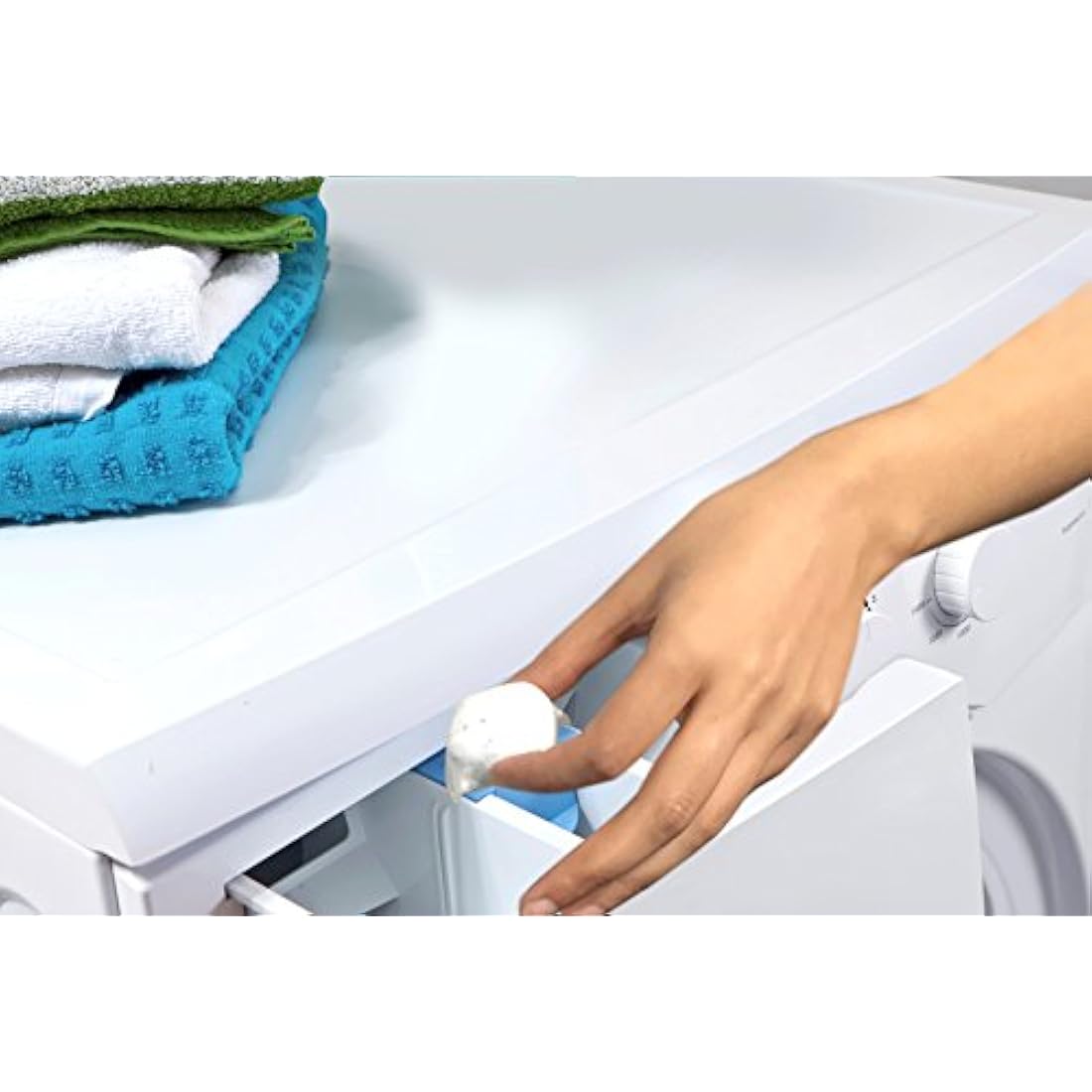 Simply Sensitive Non-Bio Soluble Powder Soft-Tabs - Pack of 200 Washes