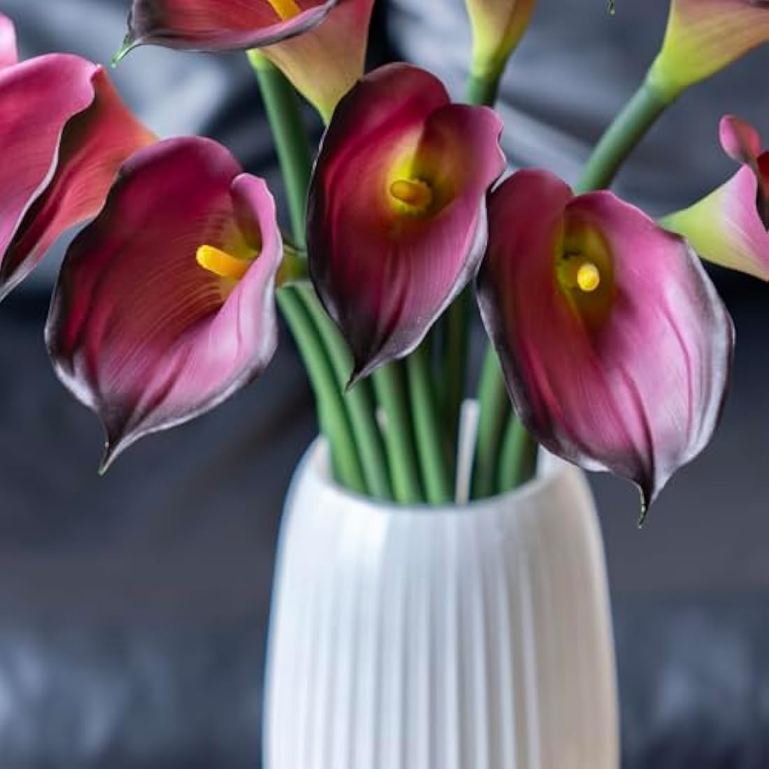 DUYONE 5 Pcs Large Artificial Calla Lily Flowers 25.6'' Long Stem Real Touch Latex Bouquet for Wedding Bridal Bouquet Room Office Party Home Decor Floral Arrangements(Purple 5pcs)