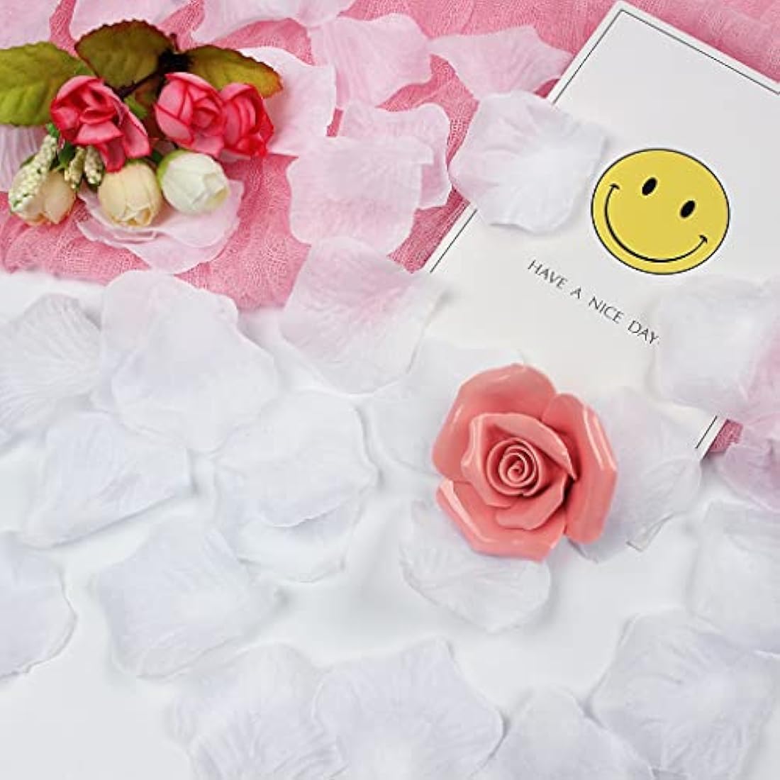 JCF 2000 Pieces Rose Petals, Artificial Flower Petals, No-Taste Emulation Roses Petals for Bedroom Wedding Valentine's Day Anniversary Party Romantic Decorations(White)
