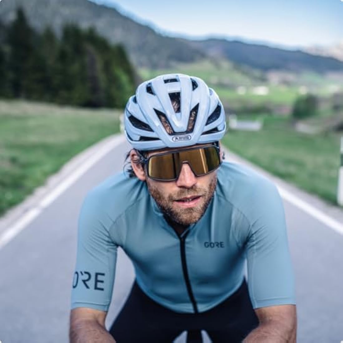 ABUS StormChaser road bike helmet - Lightweight and comfortable for professional cycling for men and women