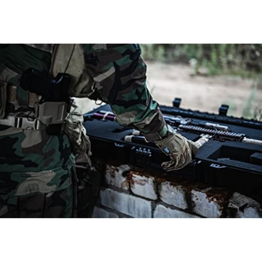 MEIJIA Portable Rolling Waterproof All Weather Hard Rifle Case with Wheels,Customizable Fit Foam Included