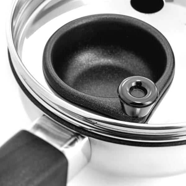 Judge Essentials Four-Cup Egg Poacher and Stainless Steel Frying Pan, 20cm, Vented Glass Lid and Stay-Cool Handle