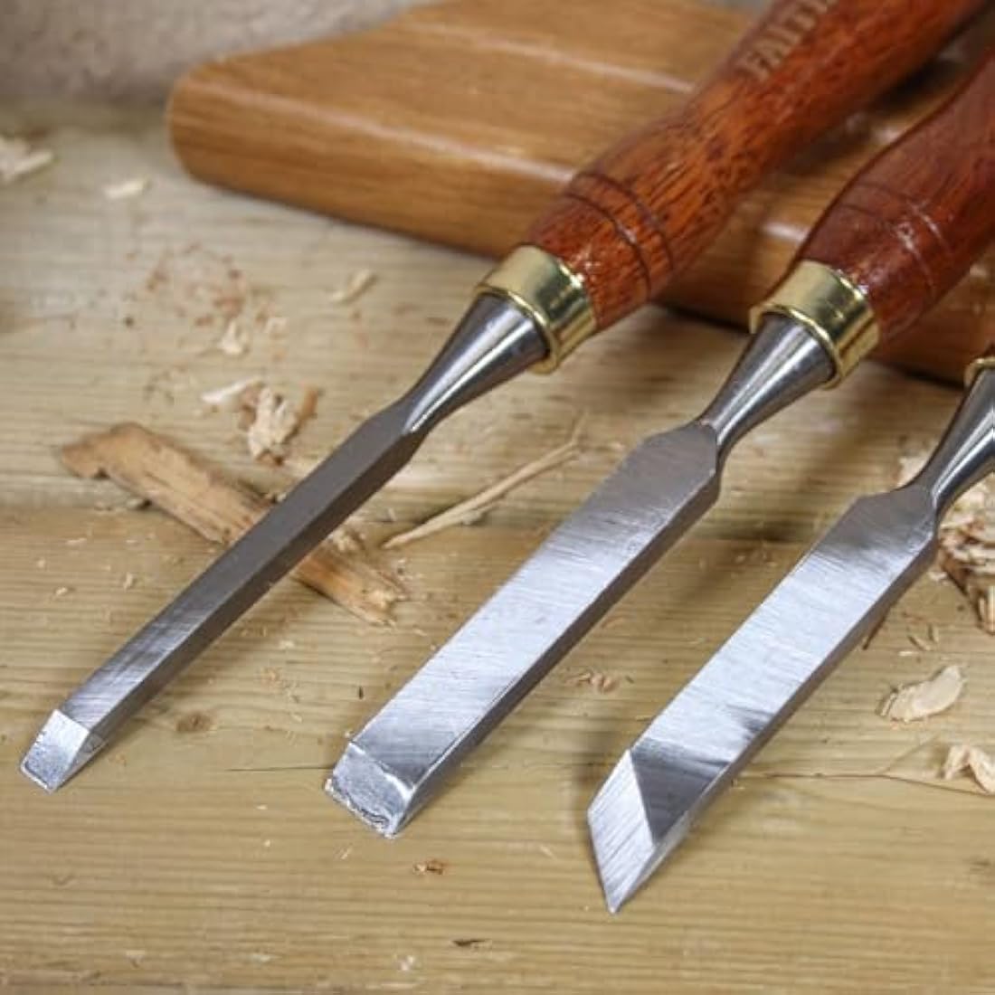 Faithfull Wood Carving Chisel Set of 12 in Presentation Case, ‎Walnut Color