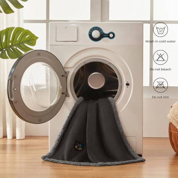 luciphia Waterproof Dog Blanket, Washable Blanket for Dogs Cats, Anti-Pee Large Size, Sherpa Fleece Sofa Protector for Dogs Grey XL (145 * 216cm)