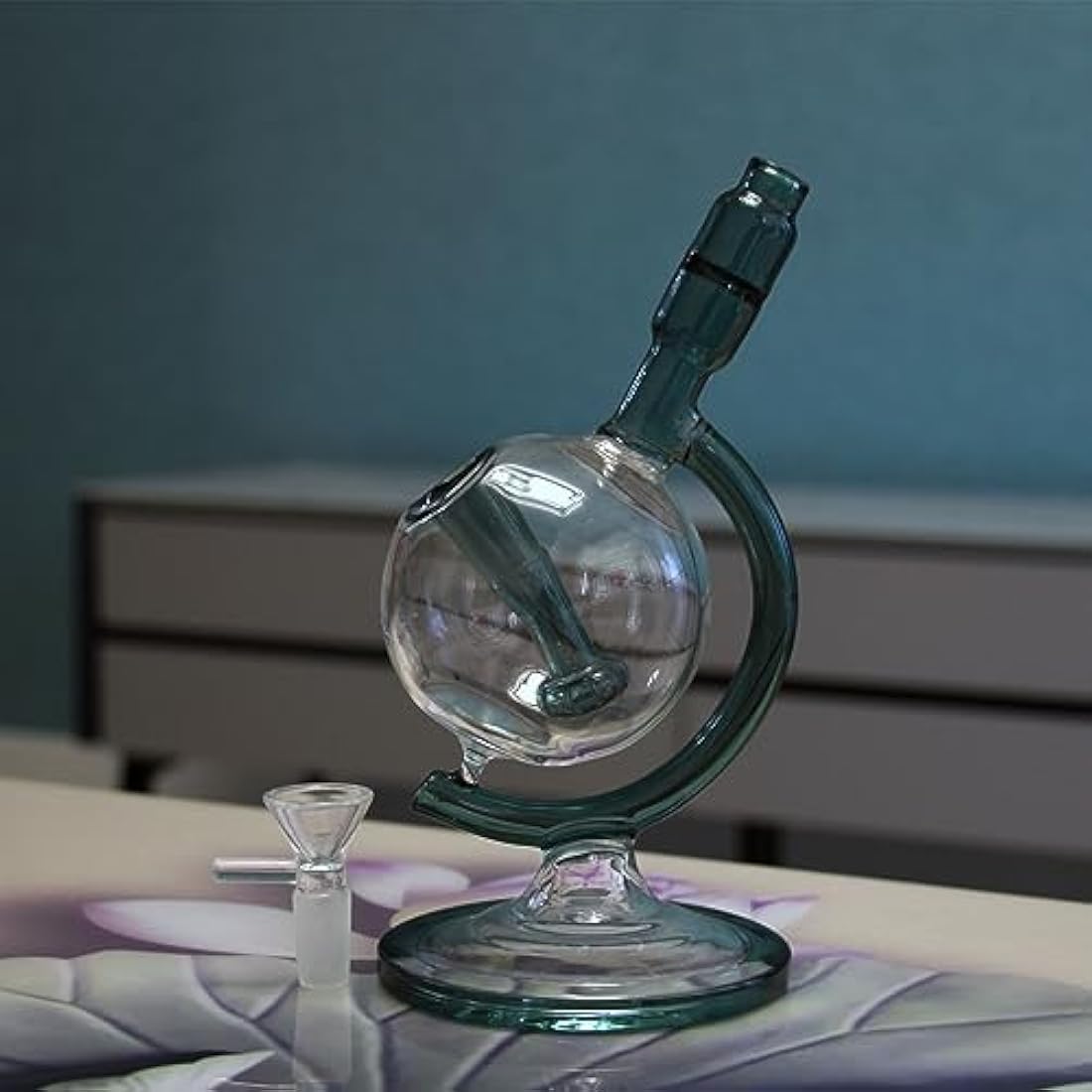 Green Bongs Glass Bong with Tornado percolate,Green Water Bongs with 14.5mm Bong Bowl Height 25cm Weight 400g Glass Pipe for Smoking Hookah Glass Bongs Oil Rig Smoking Pipe