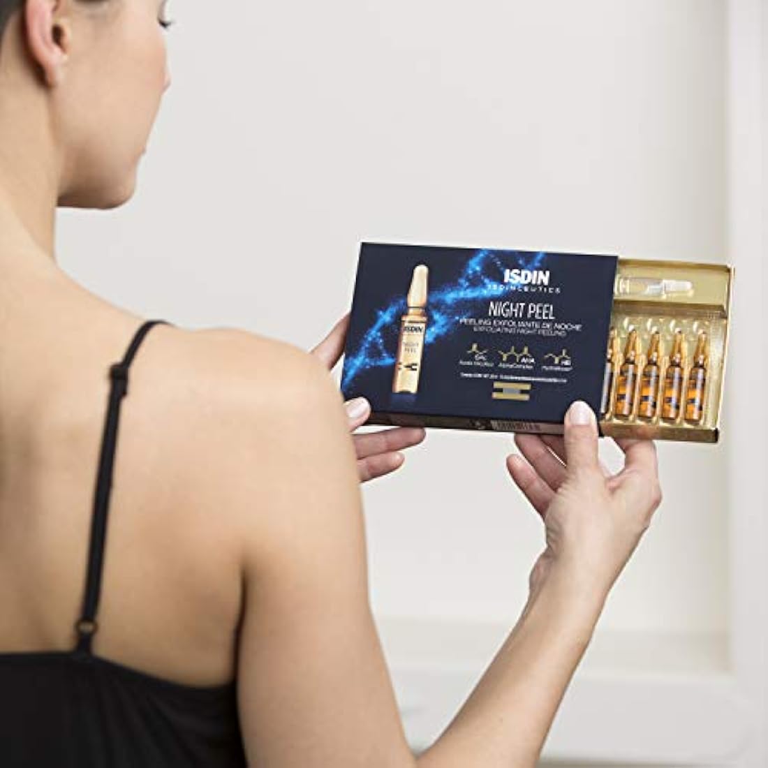 Isdin ceutics Night Peel | Exfoliating Facial Night Peel Promoting Cell Turnover | Single Dose 30 X 2ml