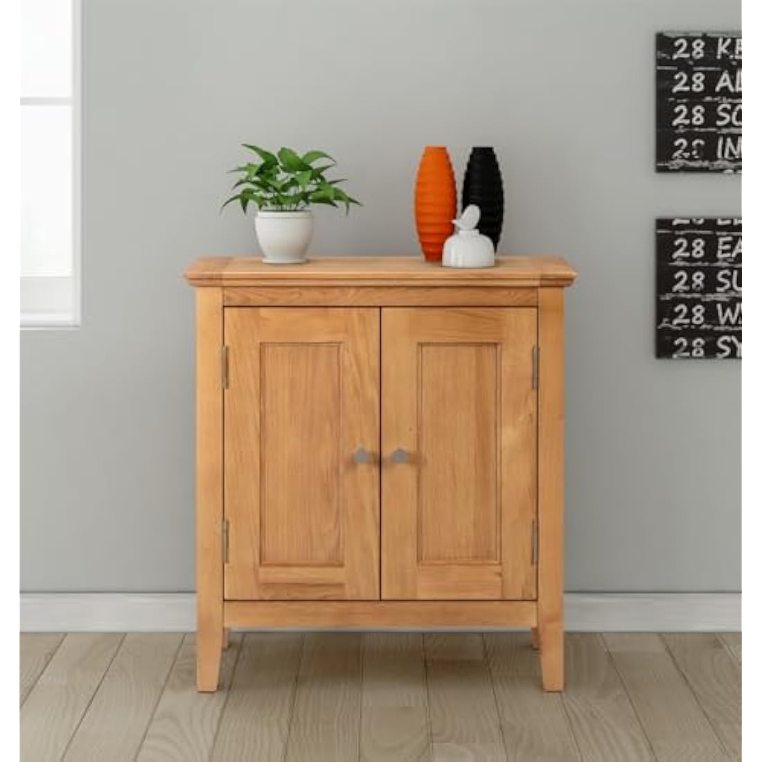 Hallowood Furniture Hereford Small Cupboard with Adjustable Shelf, Shoe Storage Cabinet, Light Oak Shoe Cabinet for Bedroom or Hallway, Stylish Wooden Kitchen, Bathroom or Living Room Furniture