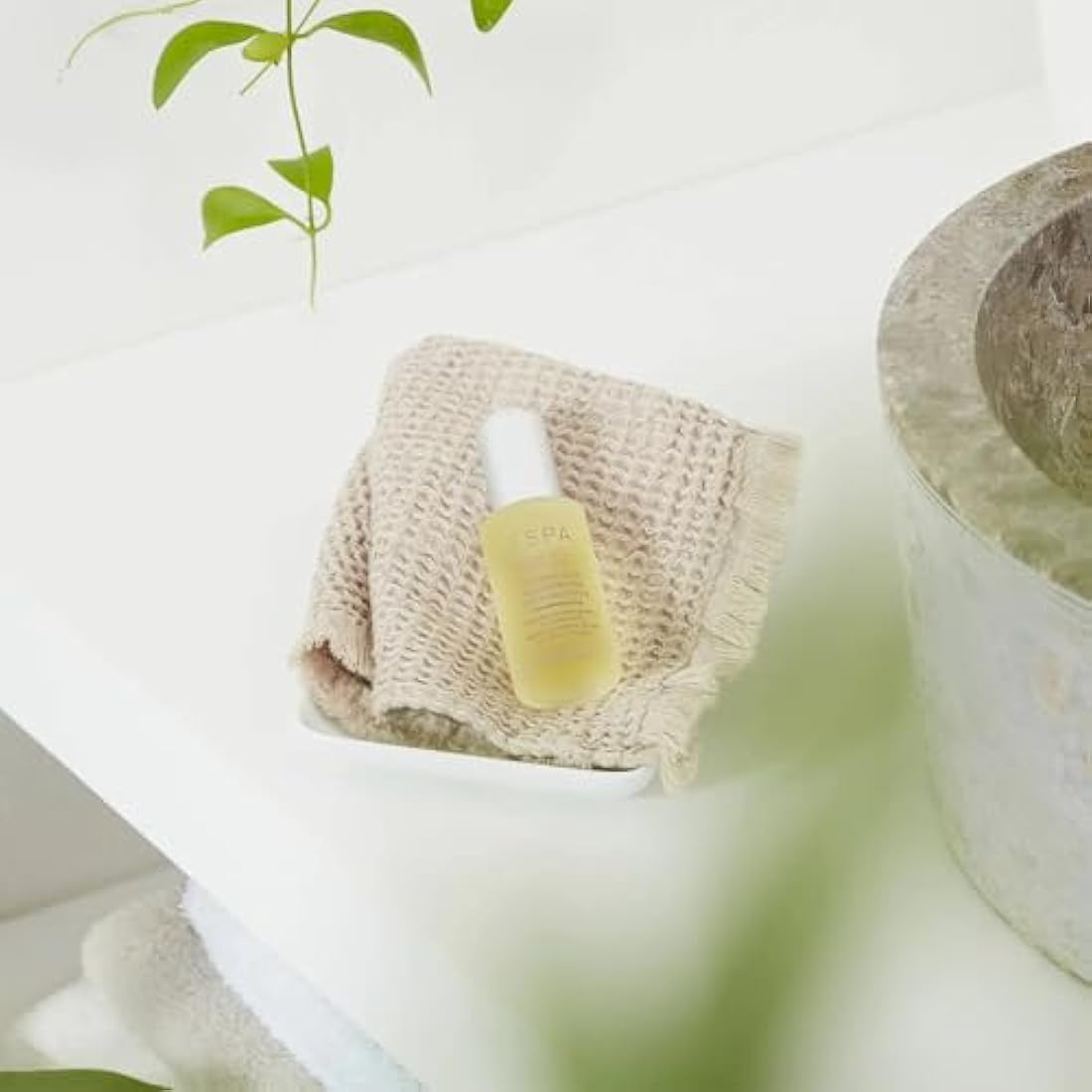 ESPA | Optimal Skin Rejuvenating Night Booster | 30ml | Revitalises and Smooths | Protects Skin's Moisture Barrier | Bio Retinol & Vitamin E | Add To Moisturiser or Serum