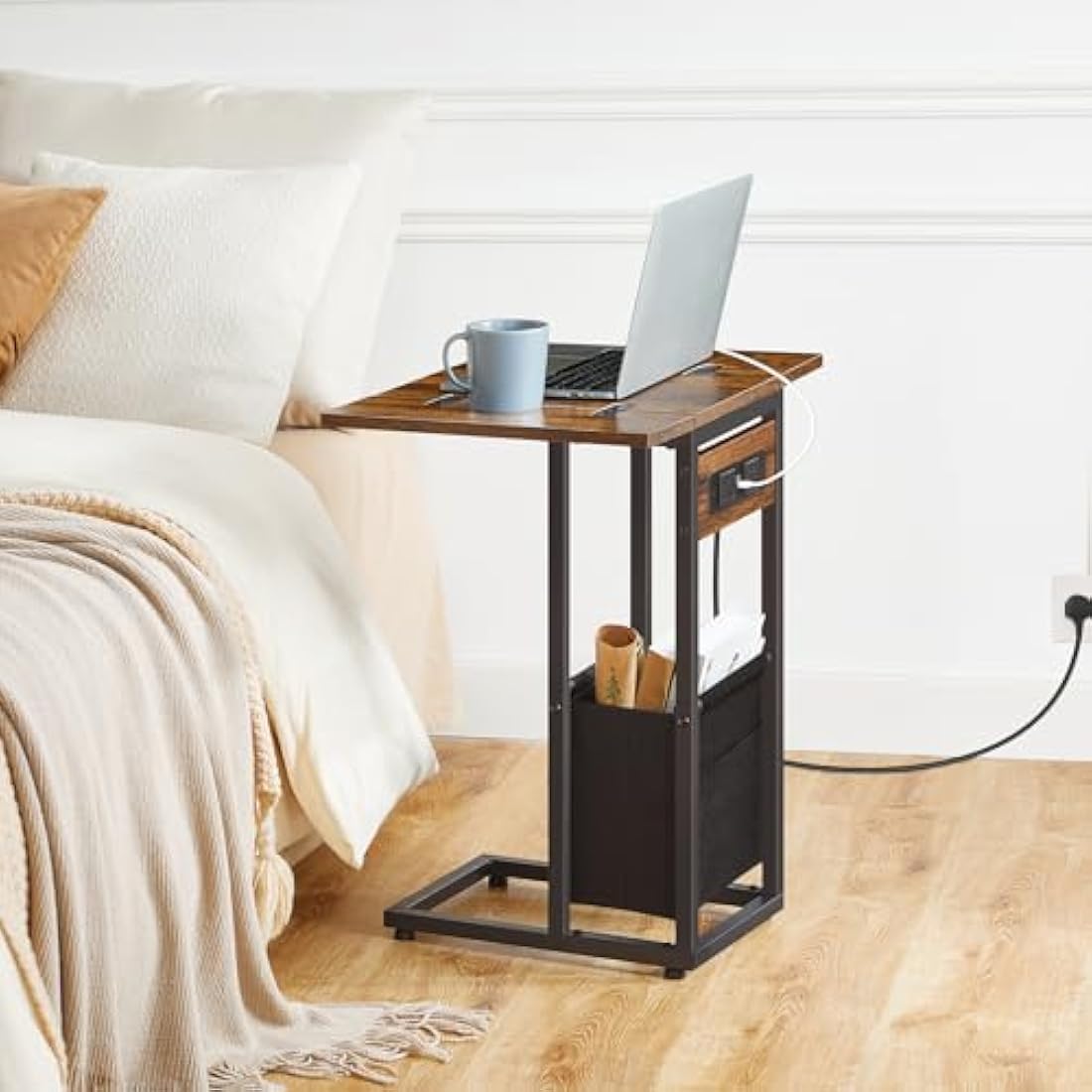 HOOBRO Bedside Table with Charging Station, C Shaped Side Table, Foldable Sofa Side Table Small Tables, 2 USB Ports and 2 AC Outlets, Laptop Table with Fabric Bag, Rustic Brown and Black EBF30KSF01