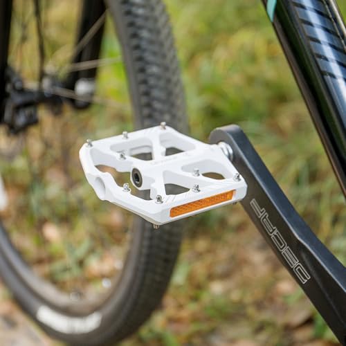 GEWAGE Bike Pedals With Reflective Strips, 3 Sealed Bearings Non-Slip CNC Aluminum Bicycle Platform 9/16" Pedals For Road Bike MTB E-Bike. (White)