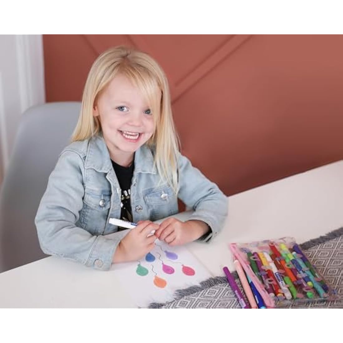 Marvin's Magic - Original x 25 Amazing Magic Marker Pens - Colour Changing Pen Art - Create 3D Lettering or Write Secret Messages - Includes 25 Magic Marker Pens