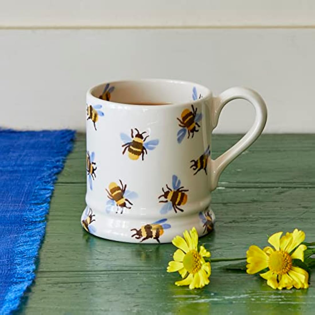 Emma Bridgewater Large Mug 1/2 Pint, Ceramic Coffee Cup Large -Cappuccino, Latte, Coffee, Tea Cup - Beautiful Mugs, Birthday Gift - Coffee Mug Bumblebee