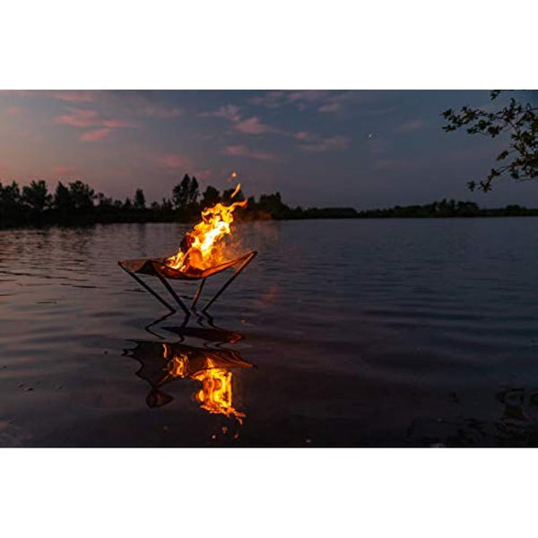 FENNEK HIGHFIRE, Transportable Fire Mesh | Includes Bag | Perfect for Home or Mobile Use | Made of Temperature Resistant Stainless Steel | XL | 60 x 60 x 63 cm (23.6" x 23.6" x 24.8")