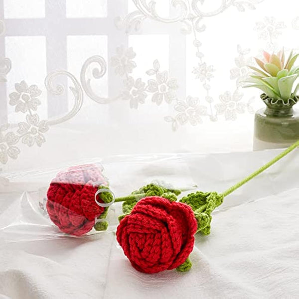 FINGERINSPIRE 2pcs Handmade Knitted Rose Flower with Package Bag Artificial Knitted Flowers Crochet Rose Handmade Single Red Roses for Wife/Girlfriend/Lovers, Birthday, Anniversary, Festival Gift
