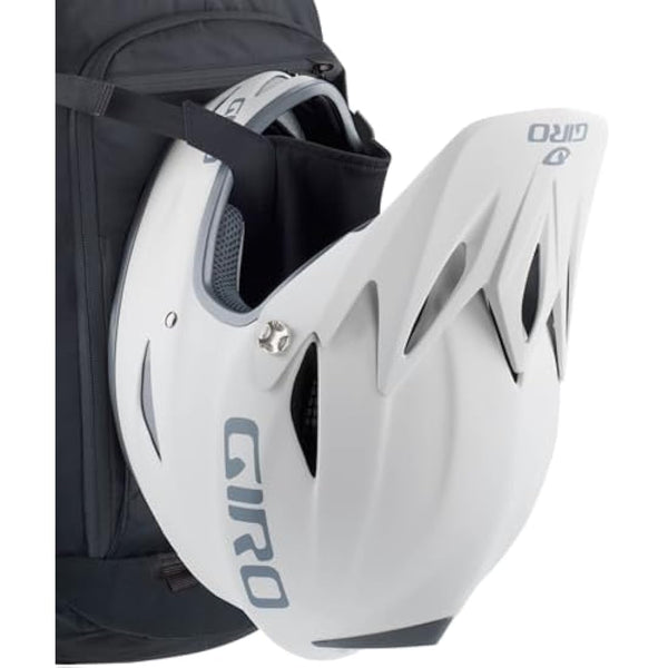 EVOC FR ENDURO BLACKLINE 16L Back Protector, Cycling backpack for Bike Tours & Trails (Size: S, LITESHIELD back protector TÜV/GS certified, ergonomic LITESHIELD SYSTEM AIR), Black