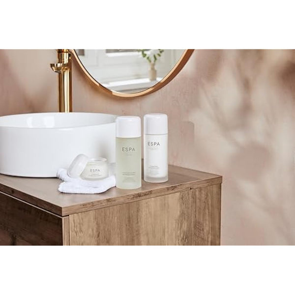 ESPA | Hydrating Cleansing Milk | 200ml | Gently Removes Make-Up & Daily Impurities | Comforting & Hydrating | Sweet Almond, Marshmallow and Chamomile