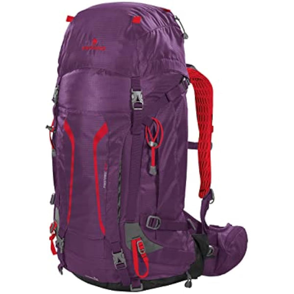 Ferrino Men's Finisterre trekking backpack.