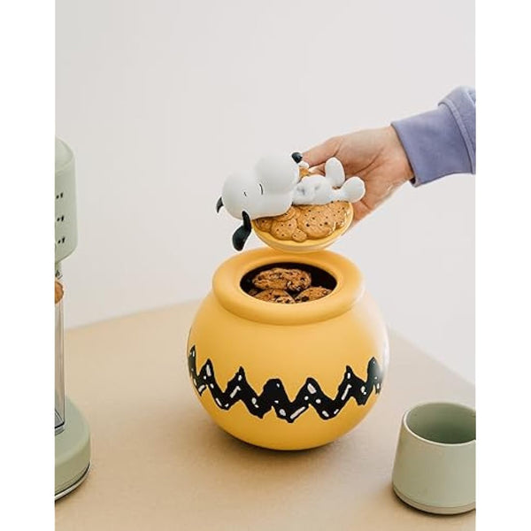 Grupo Erik Biscuit Jar - Snoopy | Cookie Jar, Sweet Jars, Airtight Food Storage Container, Kitchen Decor | Peanuts Snoopy Gifts For Dog Lovers, Snoopy Merch