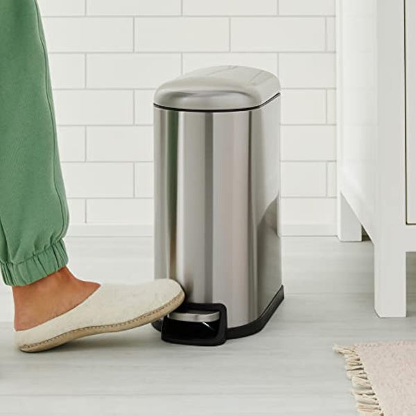 Amazon Basics Smudge Resistant Small D-Shaped Trash Can With Soft-Close Foot Pedal for Bathroom,Bedroom or Living room, Slim shape for narrow space, 10 l /2.6 gallons, Brushed Stainless Steel