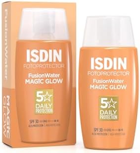 ISDIN Fotoprotector Fusion Water MAGIC GLOW SPF 30 Facial Sunscreen with Ultra-Light Texture and Watery External Phase with Glow Effect, 50 ml