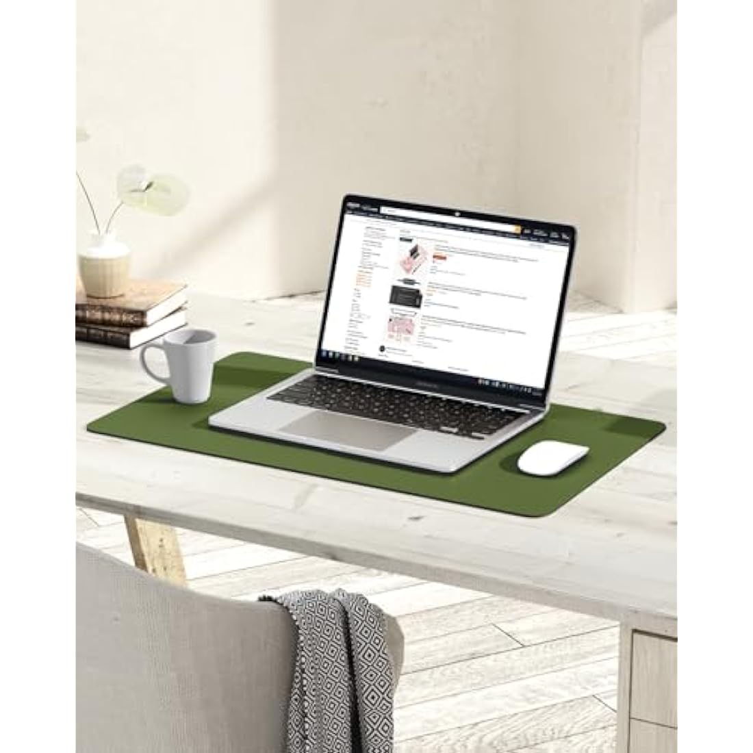 YSAGi Non-Slip Desk Pad, Waterproof PVC Leather Desk Table Protector, Ultra Thin Large Mouse Pad, Easy Clean Laptop Desk Writing Mat for Office Work/Home/Decor (60 x 35 cm, Grass Green)